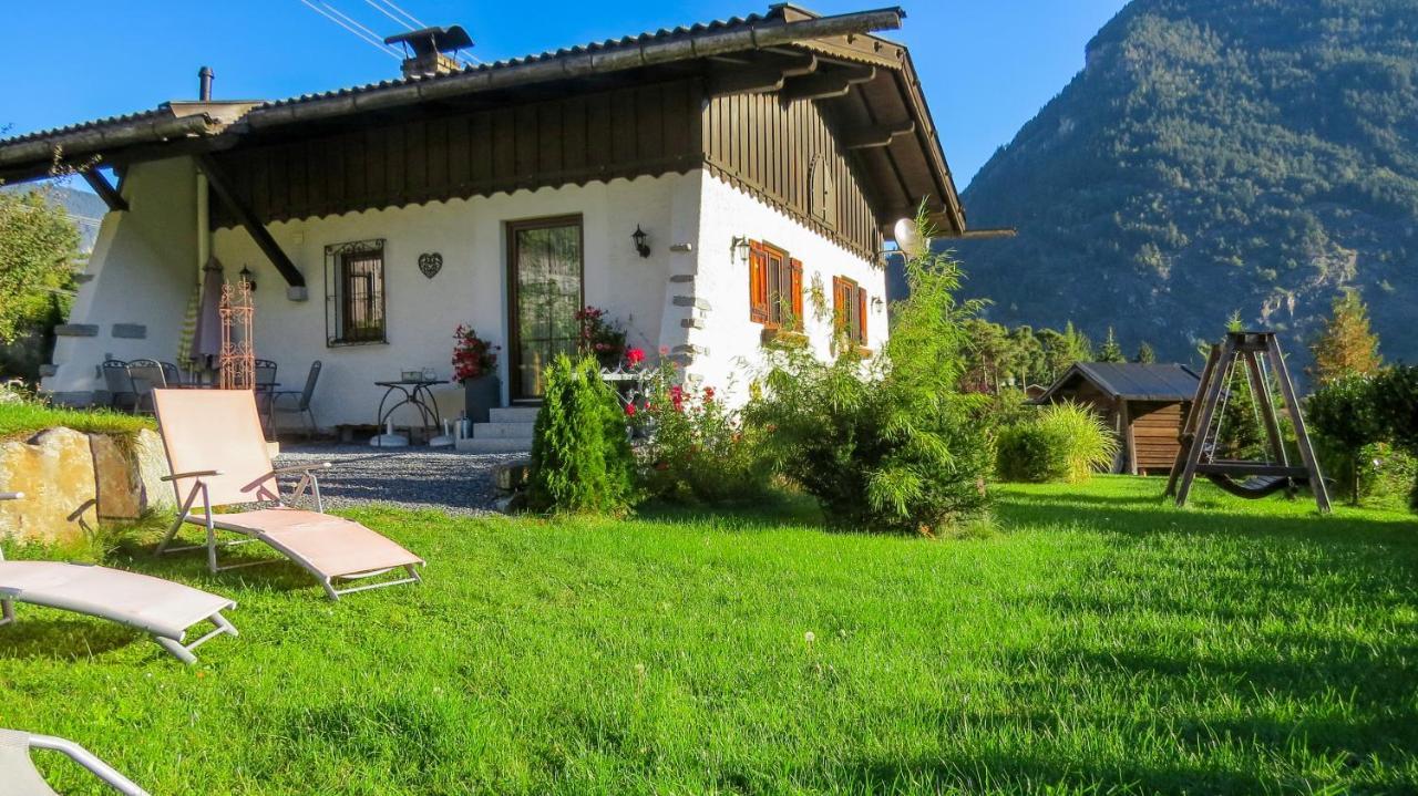 Ferienhaus Oetztal-Lodge 索滕斯 外观 照片
